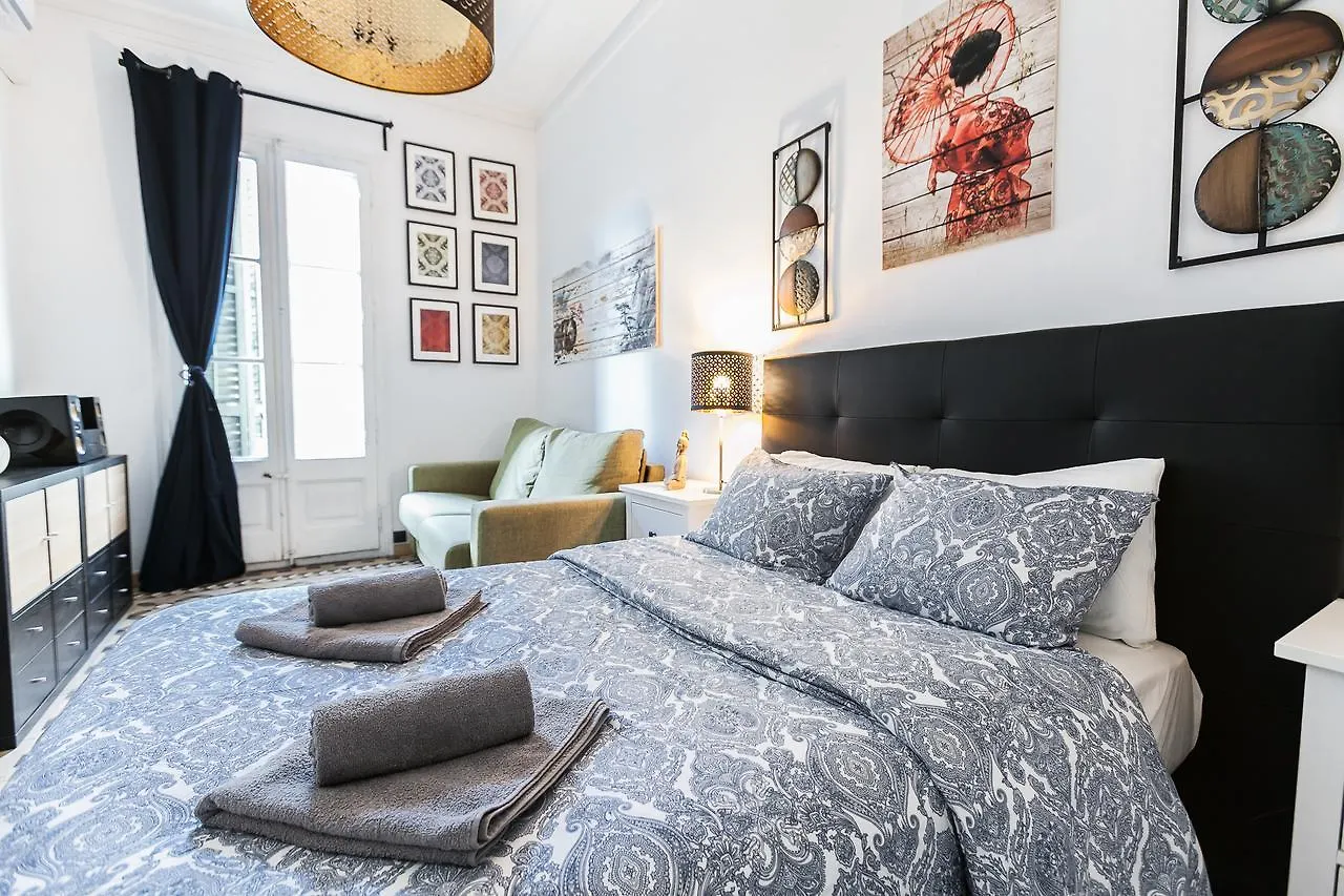 The 5 Room'S House Barcelona