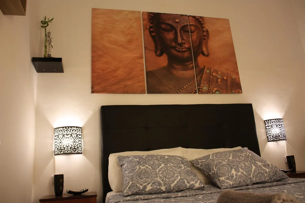 The 5 Room'S House Barselona