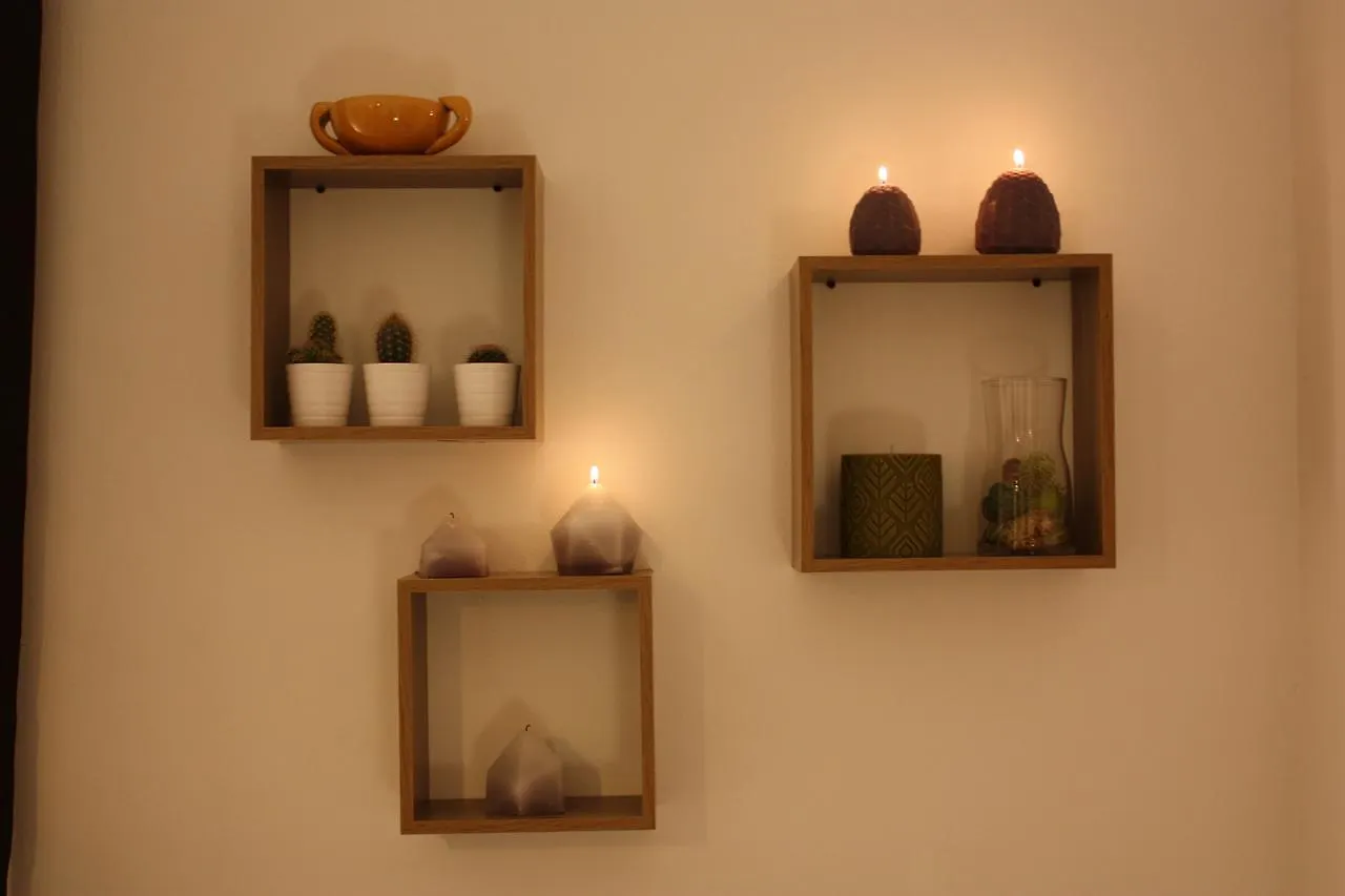 The 5 Room'S House Barselona 0*,  İspanya